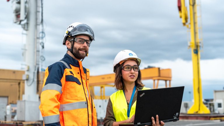 Image of Technip Energies engineers and consultants on construction site